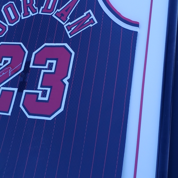 Authentic Signed Michael Jordan Jersey - Picture 2 of 8
